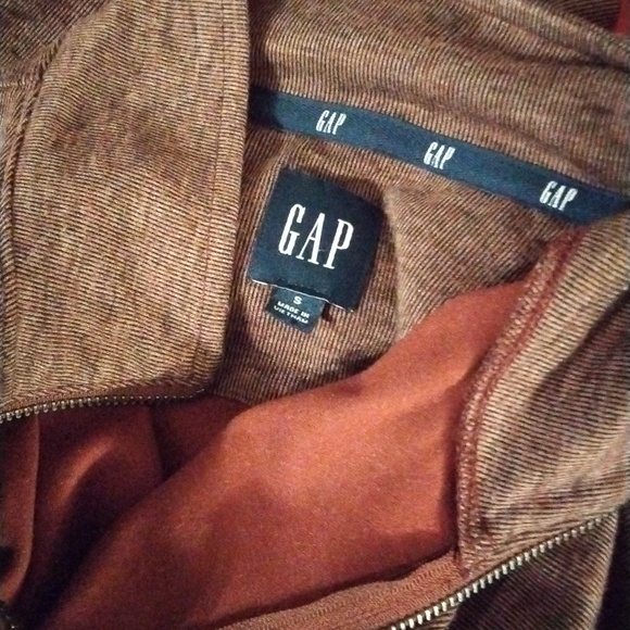 Women's NWOT Gap 1/4 zip long sleeve burgundy sweatshirt size S - Picture 5 of 5